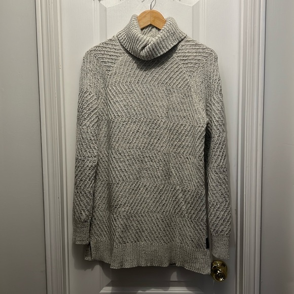 Roots Turtle Neck Sweater - Picture 1 of 5